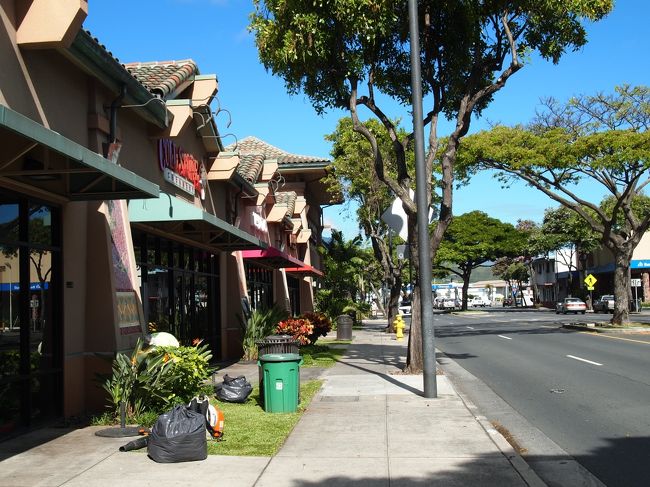 のんびりした雰囲気の街でなかなか良い。