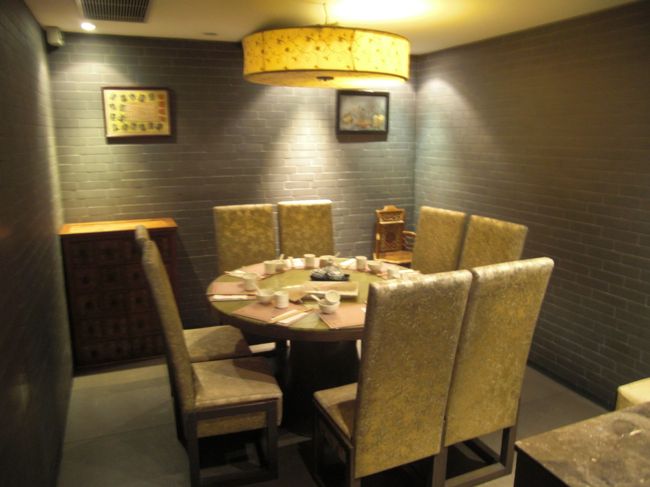 人数が多かったから？<br />個室を案内して頂きました！！