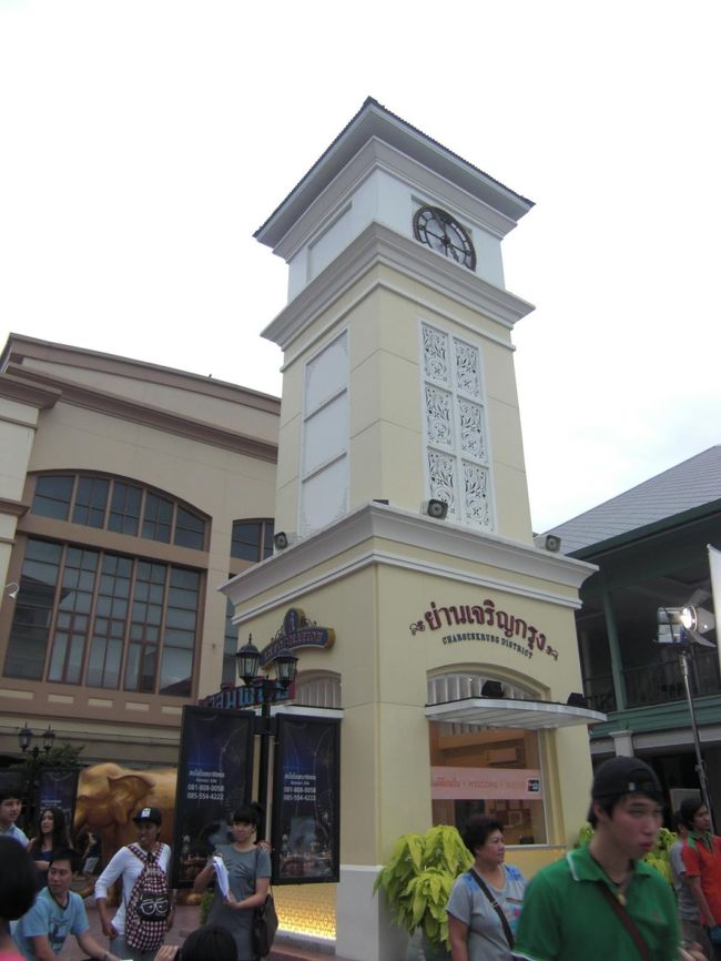 アジアンティック・ウォーターフロントの時計台と思いこんでました・・・<br /><br />でも実際は違った・・・。