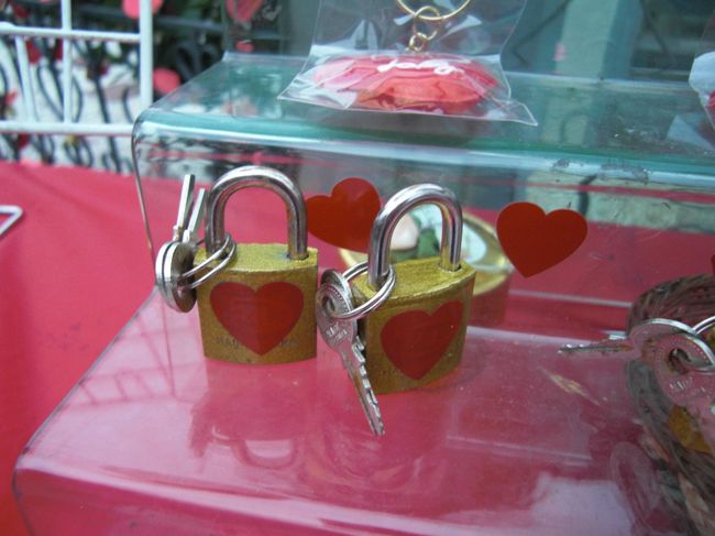 愛の鍵<br /><br /><br />青春だわぁ〜<br /><br />もう少し若かったらやってたかも♪笑