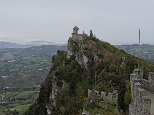 次に行く、チェスタの城塞が見えました。