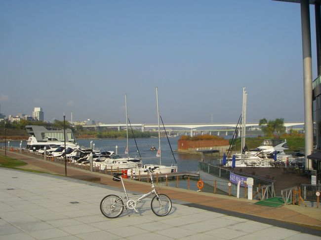 Yeoido Park　汝矣島（ヨイド）<br /><br />最初のCertification Center（スタンプ設置場所）付近のヨットハーバー<br />