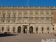 王宮内は写真撮影不可能でした。