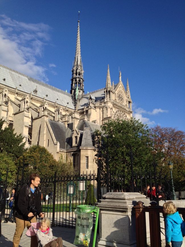 <br />　また、ノートルダムを通って！