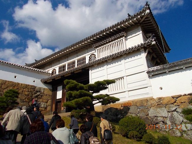 2013.11.22（金）国宝 姫路城。場内へ入門。