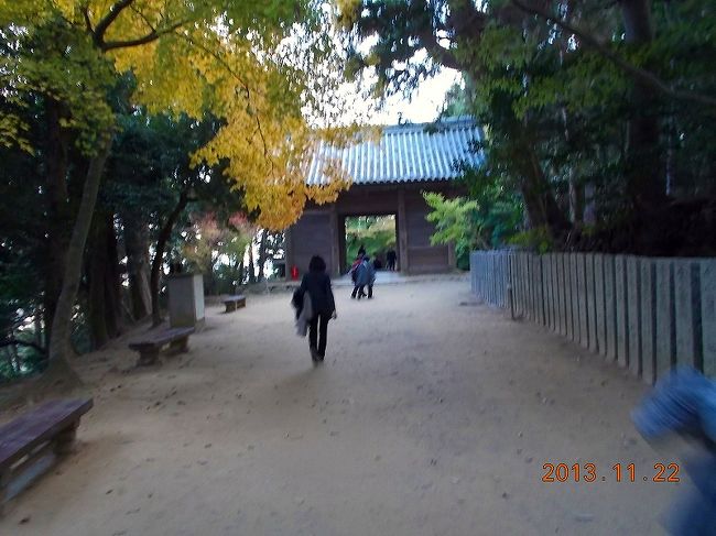 2013.11.22（金）書写山摩尼殿からの帰路。