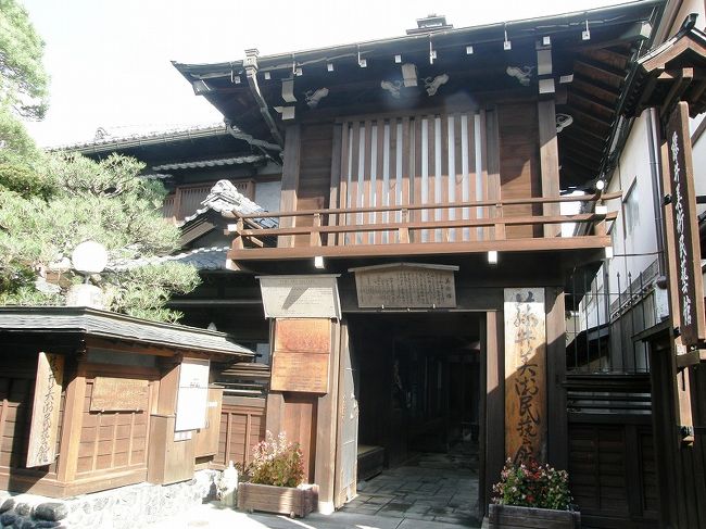 古い街並み・・。