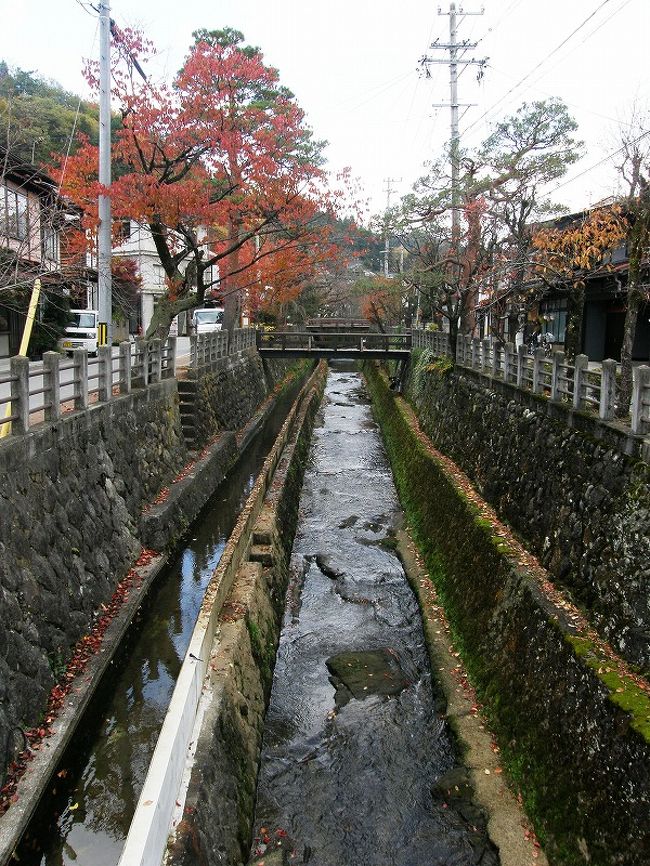 江名子川を渡り
