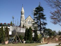 橋を渡ってすぐにある江戸時代とは全く関係のないホテル
ヨーロッパの教会を移築して、結婚式場にしている。
