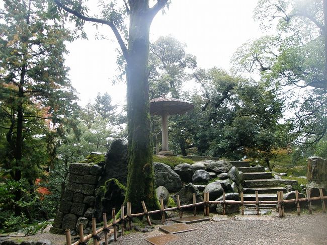 栄螺山頂上の佇まい。