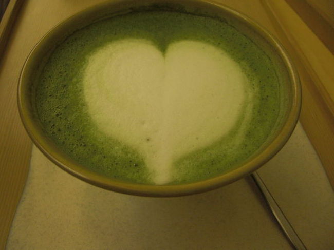 食後は明洞内にある緑茶カフェでティータイム♪