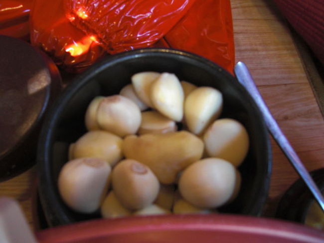 キムチにはかかせないニンニク〜！！<br /><br /><br />ニンニク好きなのでたっぷりと入れました♪