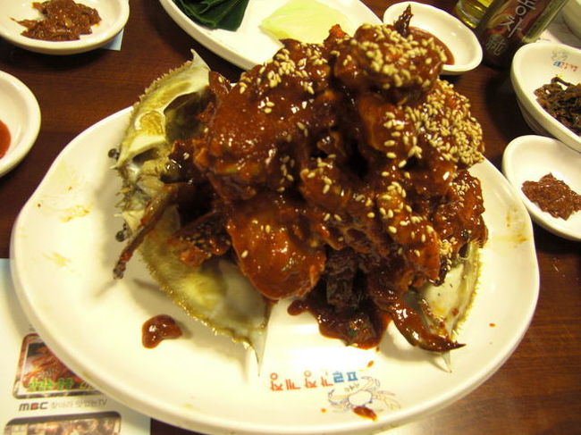 ワタリガニの唐辛子味噌漬け(メウンケジャン)<br />大85,000ウォン 小58,000ウォン