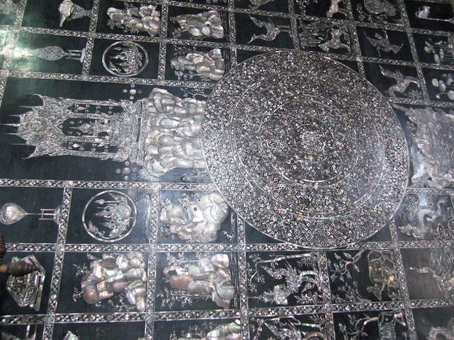 お釈迦様の足の裏の模様