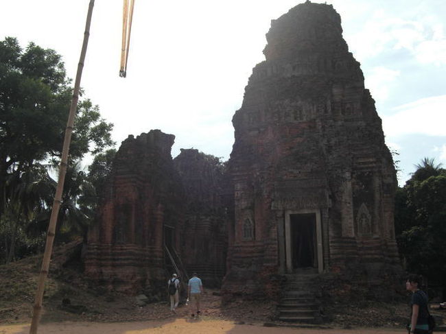 ロリュオス遺跡のロレイ<br />