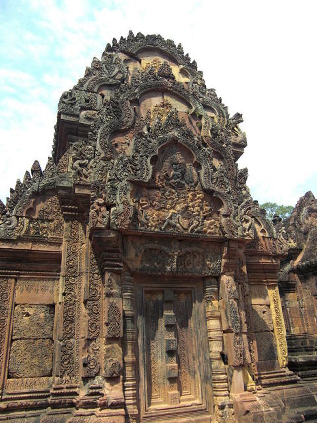 東洋のモナリザと言われているバンテアイスレイ