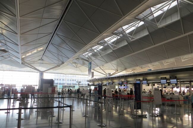 2012暮、マレーシア旅行記2(1/32):12月14日(1):名古屋出発、セントレア国際空港から香港国際空港へ