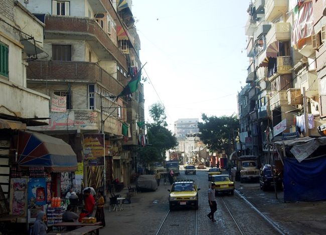 こんな路地裏も、<br /><br /><br /><br />個人的には好きですよ！<br />