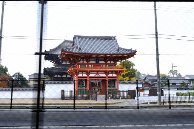 この地には<br /><br />菅原神社と菅原寺（今の喜光寺）が有ります。<br /><br />写真は、喜光寺　「試みの大佛殿」として有名です。