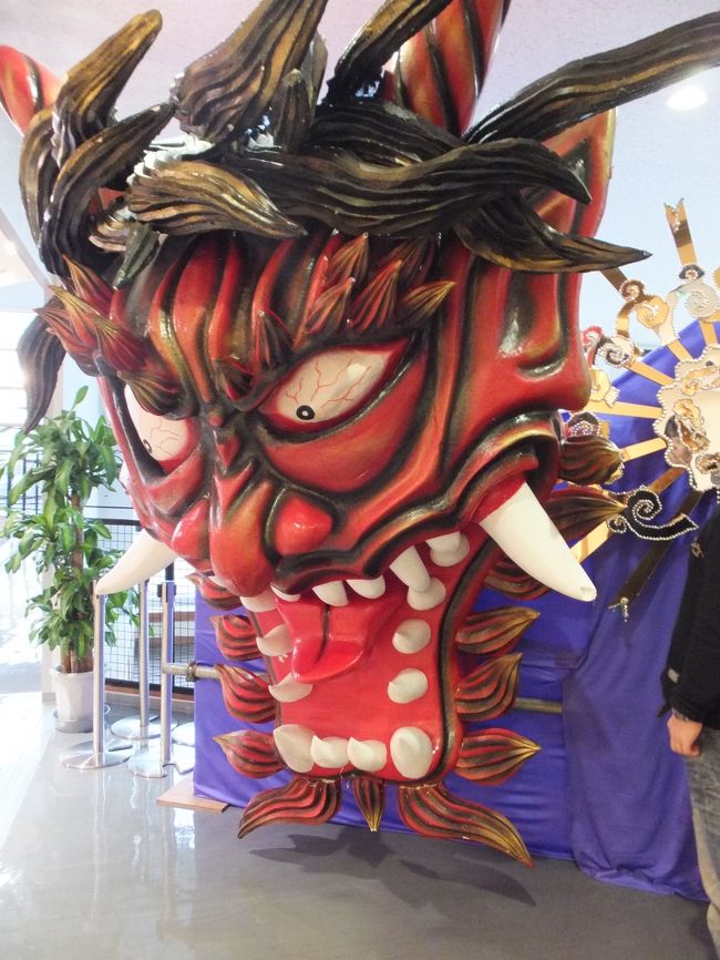 こんなのもあった。高さ３mくらいあります。