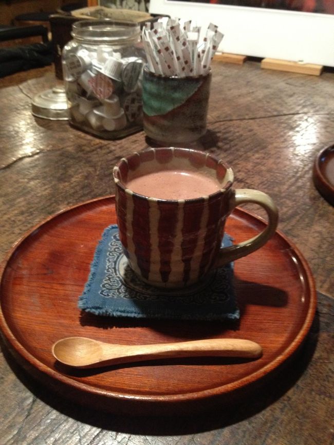 素敵な奥様とお話しながら、素敵なお店でほっこり。<br />外は寒いので、美味しいコーヒーに癒されました＾＾<br /><br />筋肉痛が怖いな。。（笑）<br /><br />また春になったら登山しようっと♪<br /><br />