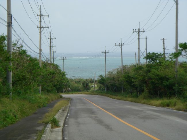 走る方向に海が見えたので、一服。写真タイム。