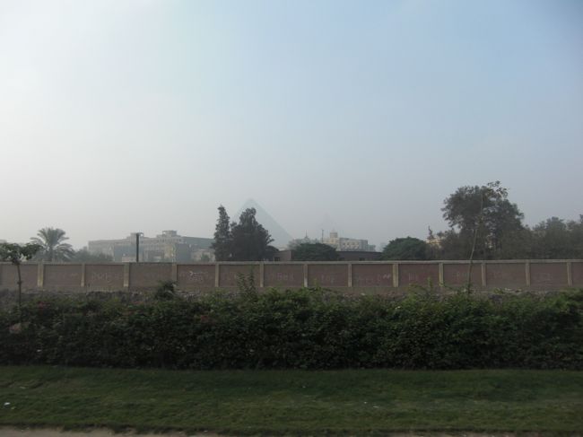 はい！エジプトのギザ地区に到着！！！！