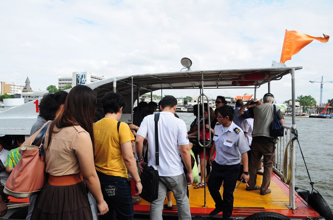 2時でしたが超混んでました。