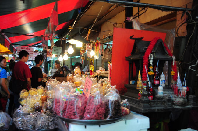 さらに市場散歩は続くのだ