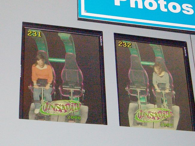 次回来たときはちゃんとお金払います。。。。<br /><br /><br />ジェットコースターを３回、他１回ずつ乗って満足してから <br />街散策を兼ねて軽〜くショッピング☆ 