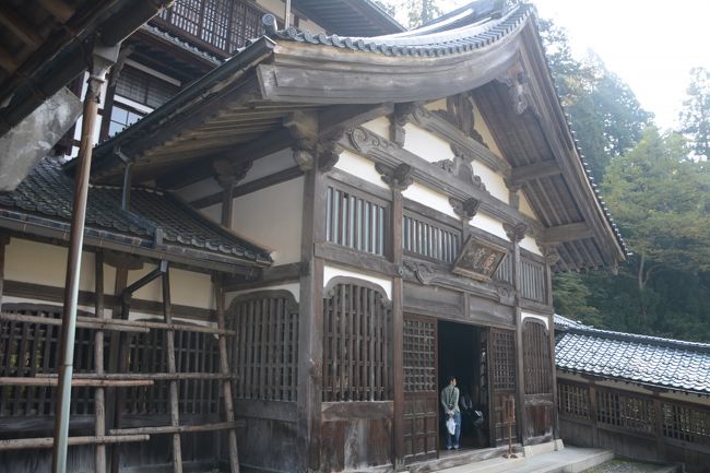 大庫院が見えてきました。台所です