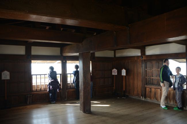 最上階の様子です。階段はかなり急でした。この後、近くのバスターミナルまで戻り福井に戻ります