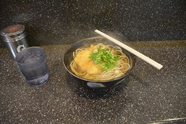 福井駅に戻り、駅そばを食べます