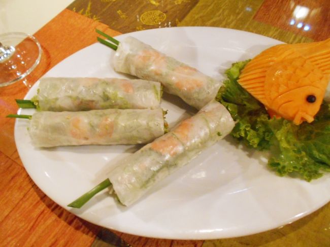 ベトナム料理の基本といえば<br />生春巻きですね。<br />問題ない美味しさです＾＾