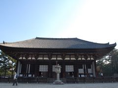 興福寺　東金堂

ココまで来ると人が多いです。
もしかするとコミュの人が居るかな？とも思いながらウロウロします。