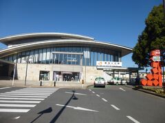 養老駅から、大垣、岐阜、美濃太田で乗り継いで飛騨金山駅へ（写真は美濃太田駅）。