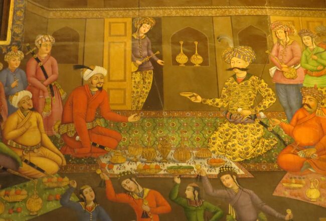 2012秋、イラン旅行記(54:補遺4):11月21日:チェヘル・ソトゥーン博物館:壁画、戦争図、宴会図