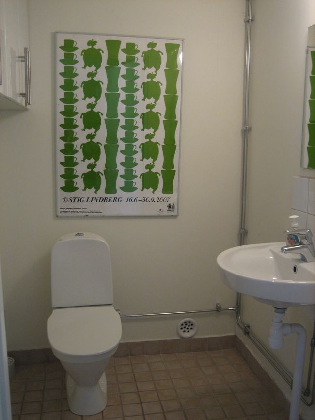 トイレも何気にかわいかったりします。<br />ちなみにトイレもグスタフスベリ製。