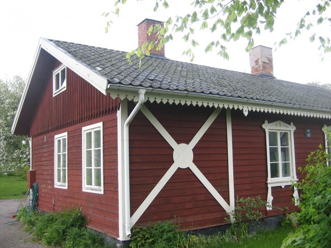 定番のスウェーデンらしいお家もひとつひとつ違ってかわいい♪<br /> 