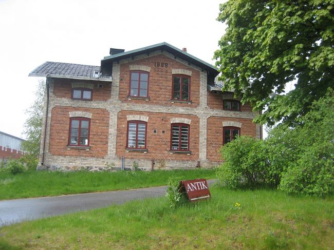 有名なアンティークショップ「ANTIKHUSET」やアウトレットショップなど回ります。<br />