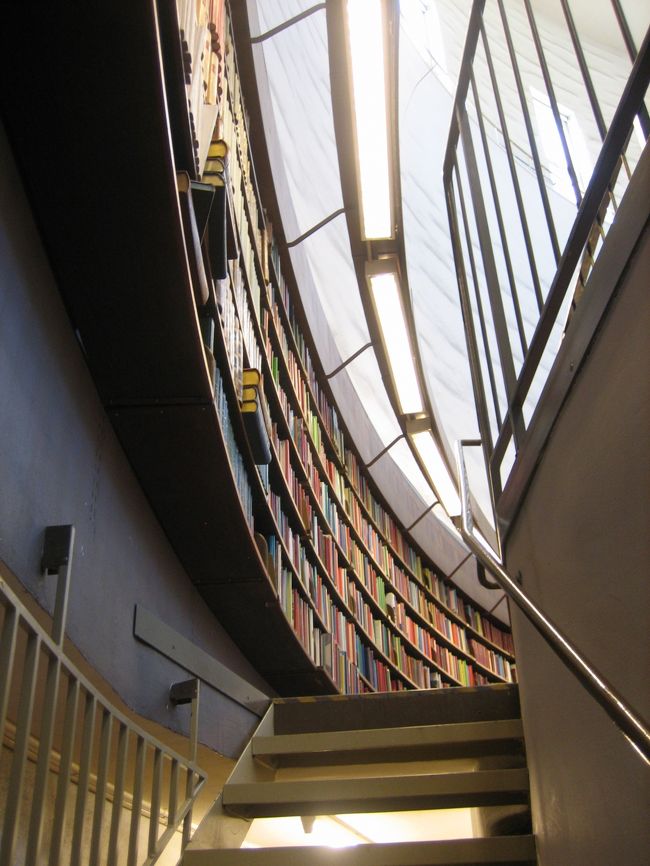 上の階にあがってみます。