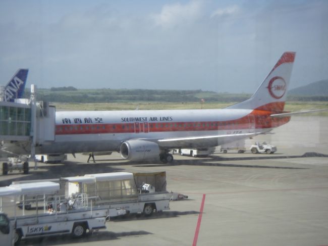 オマケ（新石垣空港、出発当日朝）<br /><br />これに乗った訳ではないですが、昔の南西航空の塗装のトランスオーシャン機なので掲載しました。