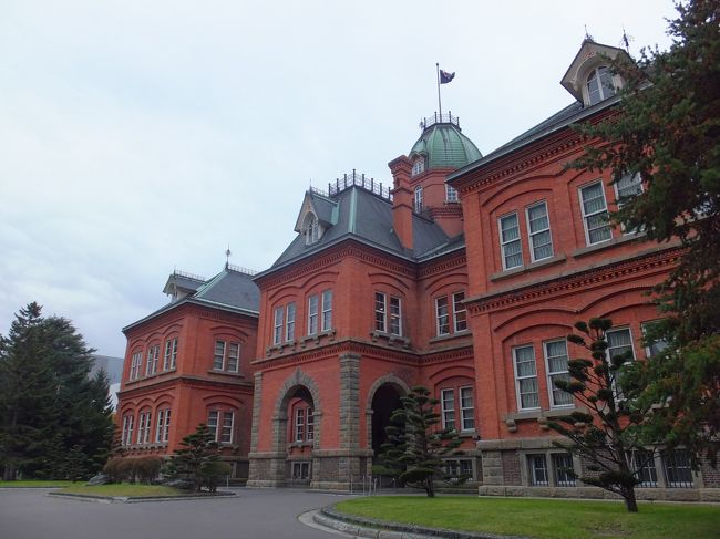 【赤レンガ庁舎】<br />入館は無料で、北海道開拓の歴史などが学べます。