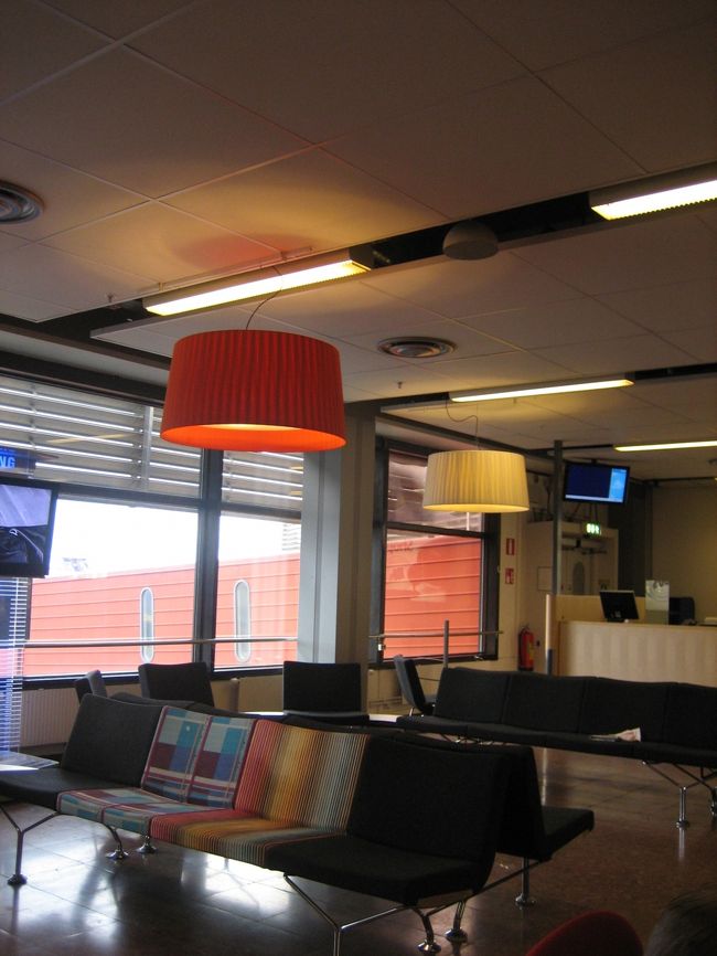 空港とは思えないほど洗練されています。