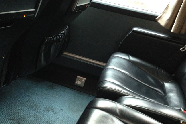 バスにはコンセントもある。WIFIもある。