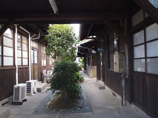 映画のセットではありません。