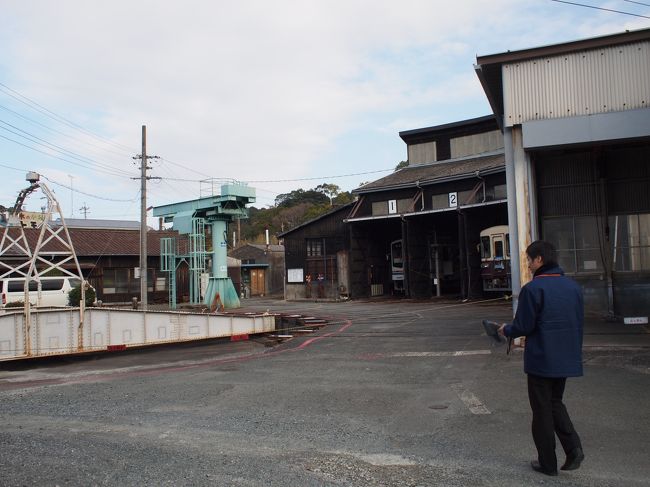 転車台と扇形機関庫へやって来ました。