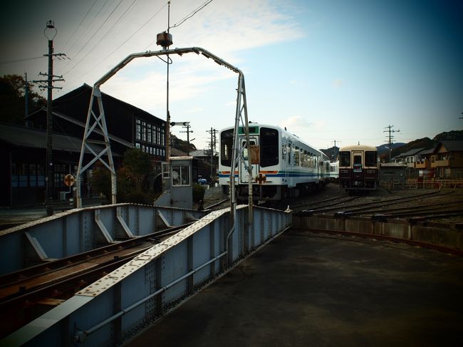 京都の梅小路でも見られます。<br />あちらはＳＬもあるので迫力あるかな。