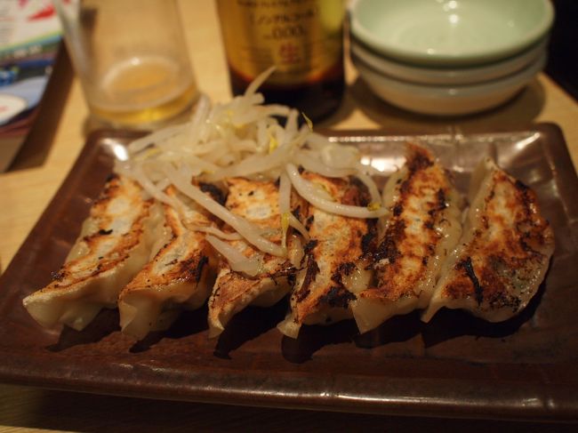 有名な丸い盛り付けは12個入りのみだそう。<br /><br />17：20熱海行きに乗車。<br />一度の乗り換えで藤沢へ行ける便利な列車。<br /><br />ところが三島あたりでノロノロと走り、熱海到着は10分遅れ。<br />乗り継ぎの東京行きは待っていましたが、出発はさらに遅れてしまいました。<br />原因は強風のためだそう…。<br />往復ともハプニングが起きましたね。<br /><br />結局、予定から１時間弱遅れて相模大野駅に帰着。<br />17時間の日帰り旅は終了しました。<br /><br />天浜線はまた乗ってみたいと思います。