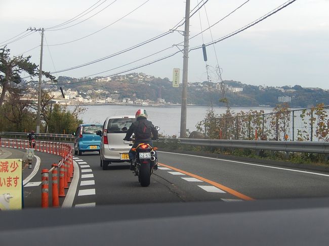 真鶴付近<br /><br />前方に真鶴岬が見える